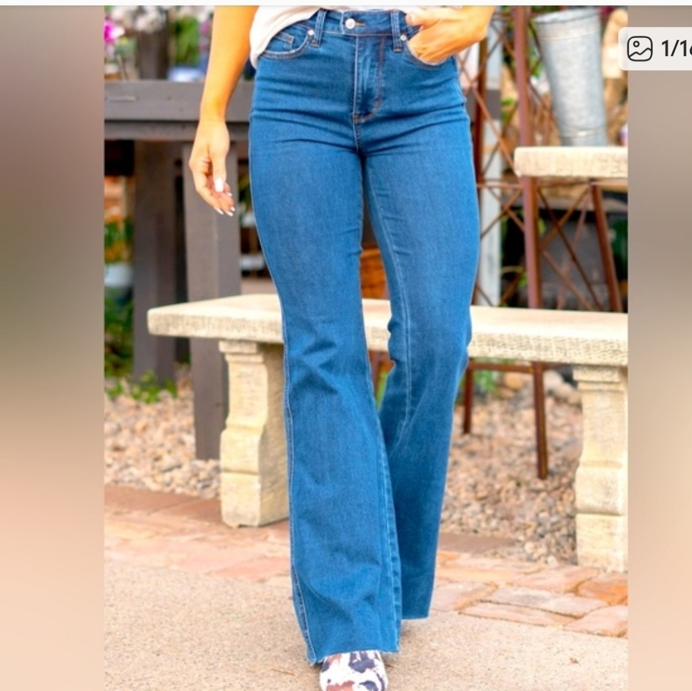 Judy Blue High Rise Flare Jeans